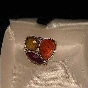 Premier designs Poppy ring Gold tone retail $46